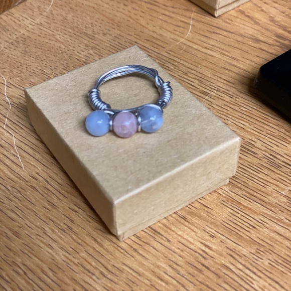 Wire ring - Picture 2 of 3